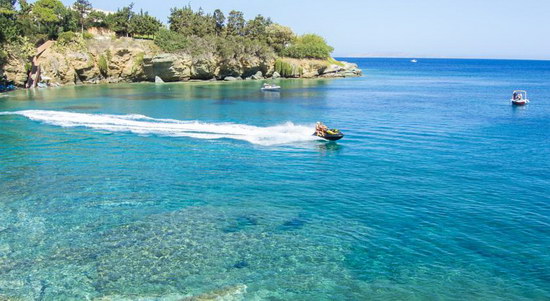 Agia Pelagia beach - water sports
